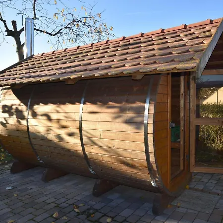 Quaint Holiday In With Sauna Vakantiehuis Tessmannsdorf