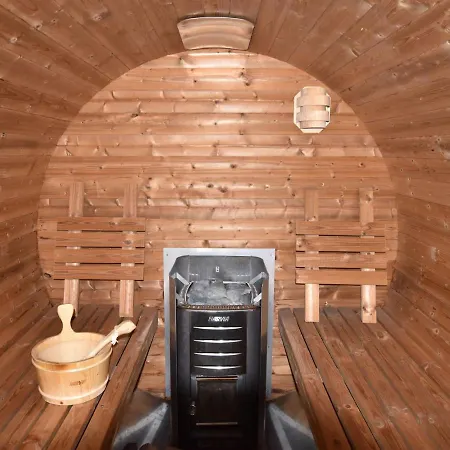 Vakantiehuis Quaint Holiday In With Sauna Tessmannsdorf