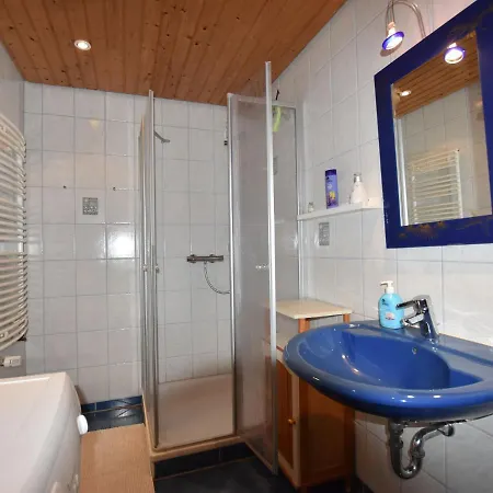 Quaint Holiday In With Sauna Vakantiehuis *